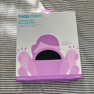 Frida Mom Delivery and Nursing Gown
